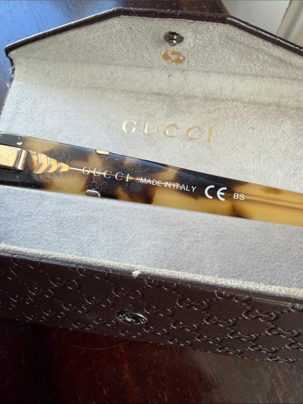 Gucci Women’s Brown Tortoiseshell Optical Glasses - Picture 4 of 7